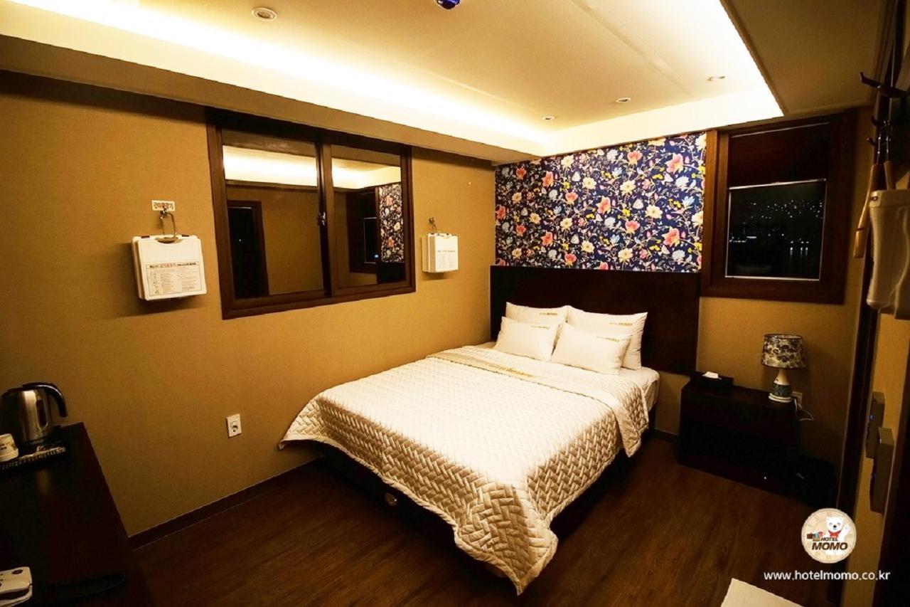 Hotel Momo Пусан Экстерьер фото